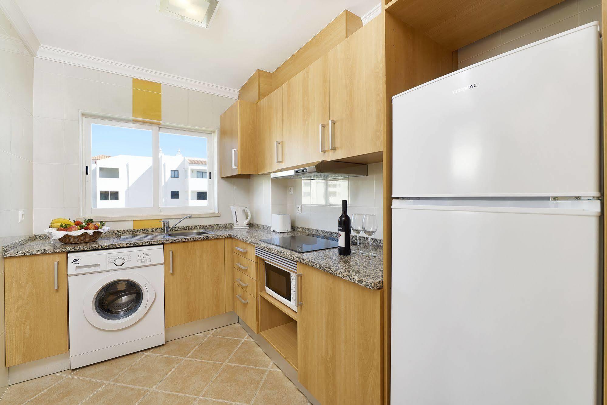 Smy Santa Eulalia Algarve Aparthotel Албуфейра Екстериор снимка